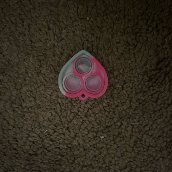 Pop it’s - Picture 3 of 3